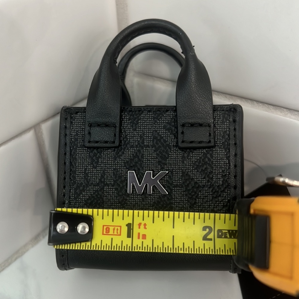 CUTE!! MK Mini Bag AirPods Case!! - Picture 11 of 16
